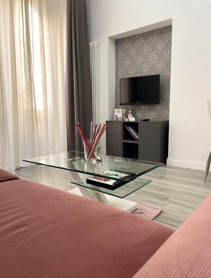 Duomo Platinum Apartments Neapol Pokoj fotografie